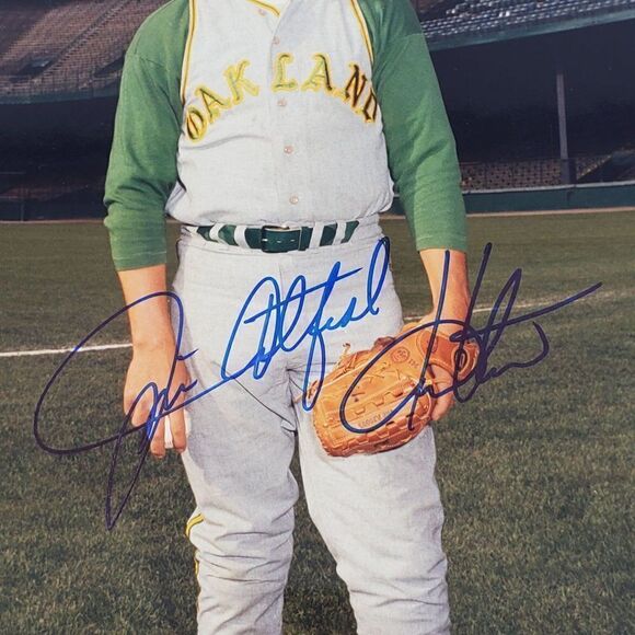 Jim Catfish Hunter Signed Photo 8X10 Oakland As JSA COA - Picture 3 of 5